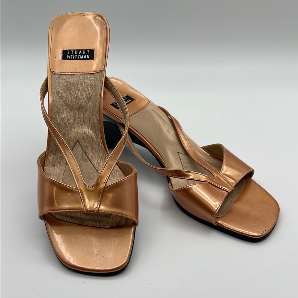 Stuart Weitzman Women's Patent CopperSandals
